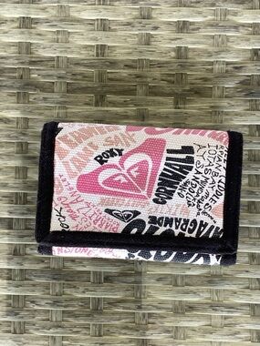 Roxy Pink and Black Graphic Trifold Wallet